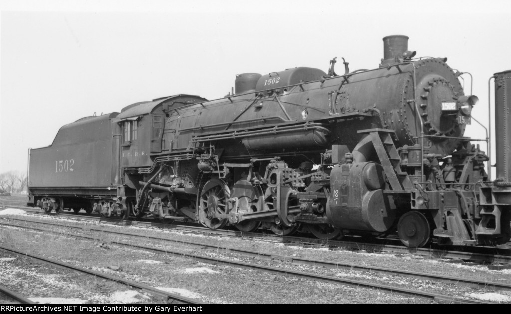 IC 2-8-2 #1502 - Illinois Central